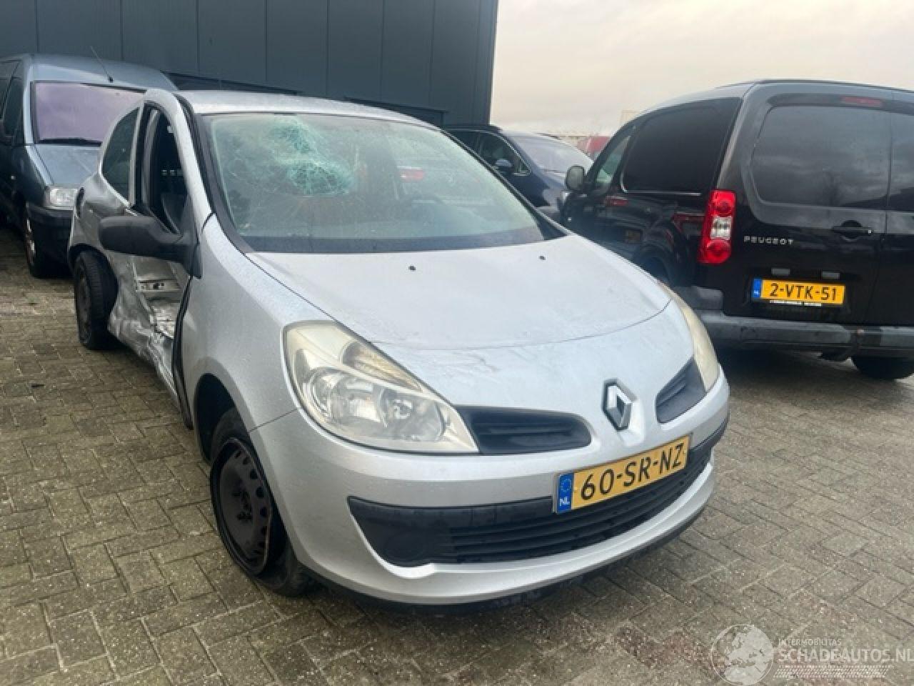Renault Clio 1.2 16v