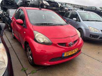 Vrakbiler auto Toyota Aygo 1.0i 2006/9