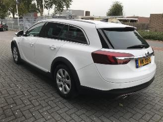 Unfallwagen Opel Insignia Country Tourer 1.6 CDTI 2x4 Leer Nav Internet Business+ 2015