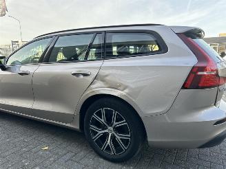 Volvo V-60 2.0 B3 Essential Edition picture 9