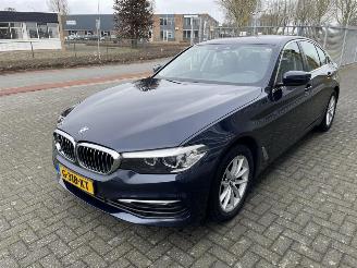 krockskadad bil auto BMW 5-serie 520i Executive Edition 2019/10