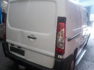 Citroën Jumpy Jumpy (G9) Van 1.6 HDI 16V (DV6UTED4(9HU)) [66kW]  (01-2007/07-2016) picture 3