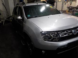 Dacia Duster Duster (HS) SUV 1.2 TCE 16V (H5F-408) [92kW]  (10-2013/01-2018) picture 2