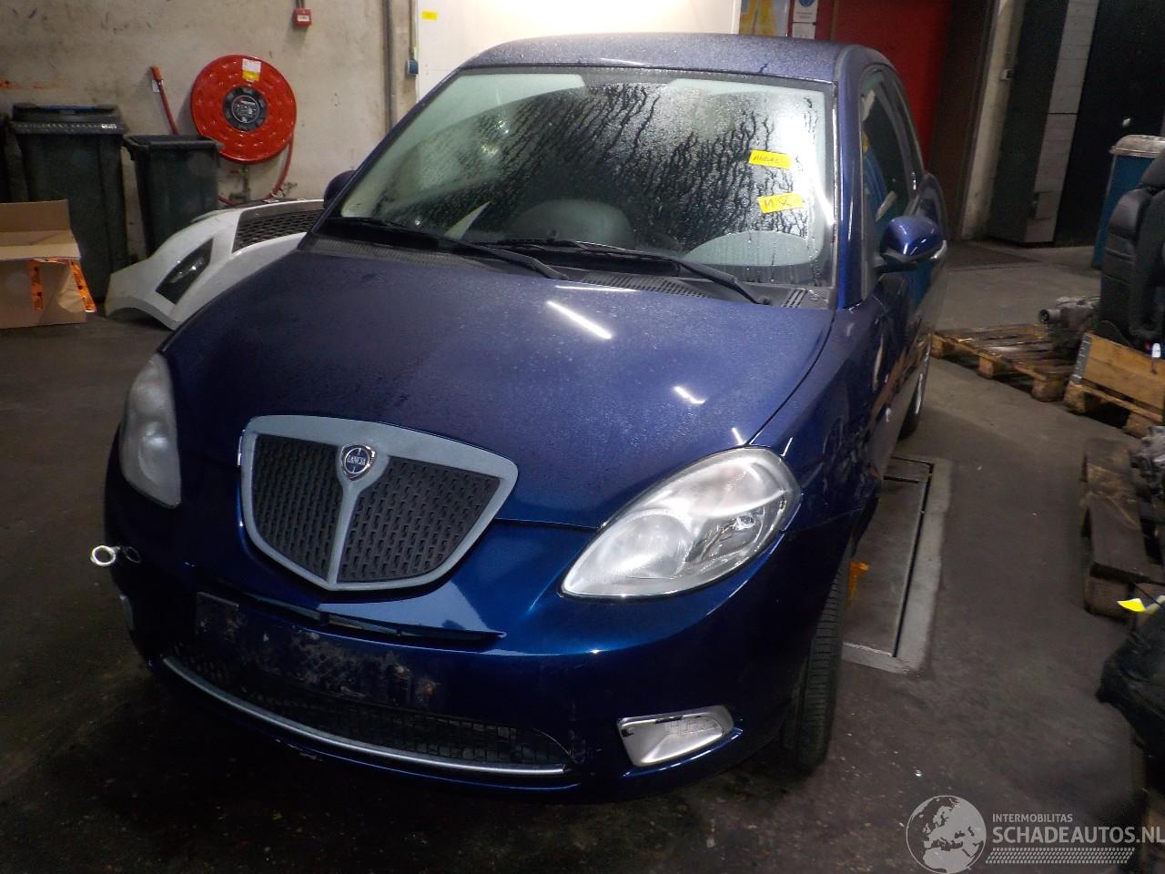 Lancia Ypsilon Ypsilon (843) Hatchback 1.2 (188.A.4000) [44kW]  (10-2003/12-2011)