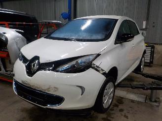 Vrakbiler auto Renault Zoé Zoé (AG) Hatchback 5-drs 46kW (5AQ-601) [46kW]  (06-2012/...) 2013/0