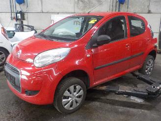 Salvage car Citroën C1 C1 Hatchback 1.0 12V (384F(CFA)) [50kW]  (06-2005/09-2014) 2009