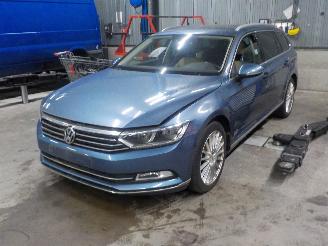 demontáž osobní automobily Volkswagen Passat Passat Variant (3G5) Combi 1.6 TDI 16V (DCXA) [88kW]  (08-2014/11-2020=
) 2015