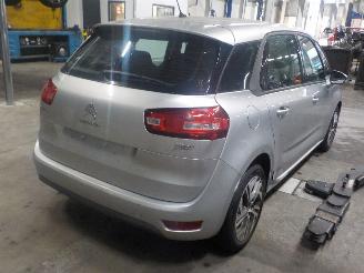 Citroën C4 C4 Picasso (3D/3E) MPV 1.6 BlueHDI 120 (DV6FC(BHZ)) [88kW]  (07-2014/1=
2-2018) picture 3