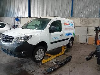 Auto da rottamare Mercedes Citan Citan (415.6) Van 1.5 108 CDI (OM607.951(K9K)) [55kW]  (11-2012/08-202=
1) 2017