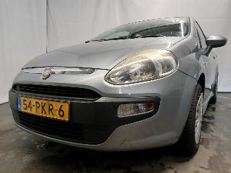 Damaged car Fiat Punto Punto Evo (199) Hatchback 1.3 JTD Multijet 85 16V (199.B.4000(Euro 5))=
 [62kW]  (10-2009/02-2012) 2010/11