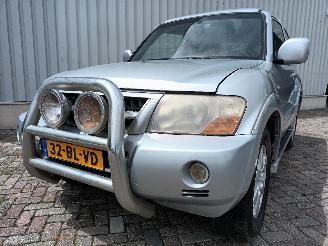 skadebil auto Mitsubishi Pajero Pajero Canvas Top (V6/7) Terreinwagen 3.2 DI-D 16V (4M41) [118kW]  (10=
-2001/12-2006) 2004/3