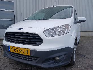 krockskadad bil auto Ford Transit Transit Courier Van 1.5 TDCi 75 (UGCA) [55kW]  (02-2014/12-2023) 2016/5