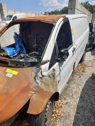 Auto da rottamare Mercedes  eVito (447.6) Van 41 kWh (EM780.701) [85kW]  (03-2019/...) 2019