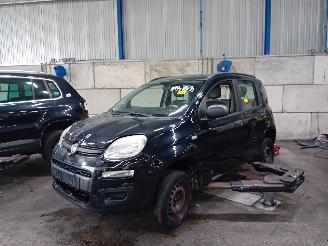 Salvage car Fiat Panda Panda/Pandina (312) Hatchback 0.9 TwinAir Turbo 85 (312.A.2000) [63kW]=
  (02-2012/...) 2012