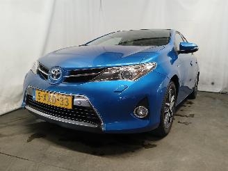 krockskadad bil auto Toyota Auris Auris Touring Sports (E18) Combi 1.8 16V Hybrid (2ZRFXE) [100kW]  (07-=
2013/12-2018) 2014/12