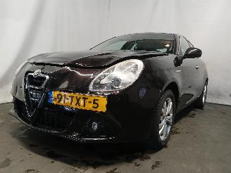 skadebil auto Alfa Romeo Giulietta Giulietta (940) Hatchback 1.4 TB 16V MultiAir (940.A.2000) [125kW]  (0=
4-2010/10-2018) 2012/4