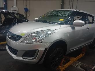 Vrakbiler auto Suzuki Swift Swift (ZA/ZC/ZD) Hatchback 1.2 16V (K12B) [69kW]  (10-2010/04-2017) 2014/6
