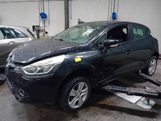 Sloopauto Renault Clio Clio IV (5R) Hatchback 5-drs 0.9 Energy TCE 90 12V (H4B-400(H4B-A4)) [=
66kW]  (11-2012/08-2021) 2012