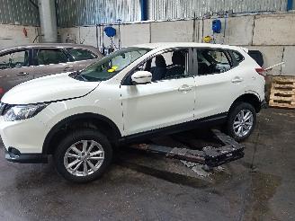 Sloopauto Nissan Qashqai Qashqai (J11) SUV 1.2 DIG-T 16V (HRA2DDT) [85kW]  (11-2013/...) 2016