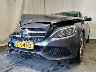 Schadeauto Mercedes C-klasse C Estate (S205) Combi C-350 e 2.0 16V (M274.920) [205kW]  (02-2015/05-=
2018) 2015/8