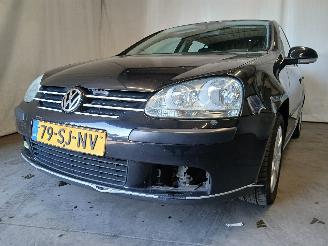 krockskadad bil auto Volkswagen Golf Golf V (1K1) Hatchback 1.6 FSI 16V (BLF(Euro 4)) [85kW]  (10-2003/07-2=
008) 2006/1