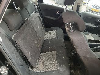 Volkswagen Polo Polo V (6R) Hatchback 1.2 TDI 12V BlueMotion (CFWA(Euro 5)) [55kW]  (1=
0-2009/05-2014) picture 8