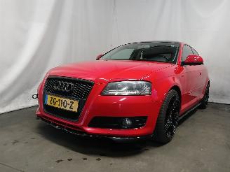 Vaurioauto  passenger cars Audi A3 A3 (8P1) Hatchback 3-drs 1.4 TFSI 16V (CAXC) [92kW]  (09-2007/08-2012)= 2009/6
