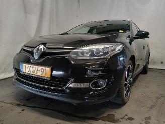 krockskadad bil auto Renault Mégane Megane III Grandtour (KZ) Combi 5-drs 1.5 dCi 110 (K9K-636(K9K-A6)) [8=
1kW]  (02-2009/04-2016) 2013/12