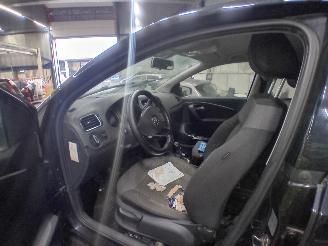 Volkswagen Polo Polo V (6R) Hatchback 1.2 TSI 16V BlueMotion Technology (CJZC(Euro 6))=
 [66kW]  (02-2014/10-2017) picture 5