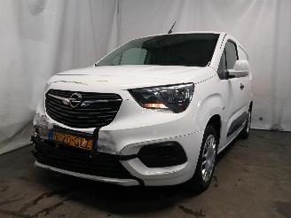 skadebil auto Opel Combo Combo Cargo Van 1.5 CDTI 100 (D15DT(DV5RD)) [75kW]  (08-2018/...) 2019/10