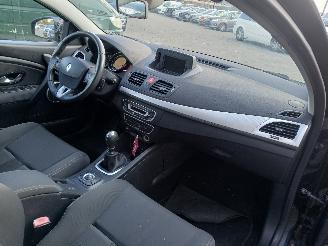 Renault Mégane Megane III Coupe (DZ) Hatchback 3-drs 1.4 16V TCe 130 (H4J-700(H4J-A7)=
) [96kW]  (04-2009/02-2016) picture 7