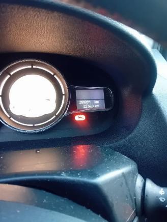 Renault Mégane Megane III Coupe (DZ) Hatchback 3-drs 1.4 16V TCe 130 (H4J-700(H4J-A7)=
) [96kW]  (04-2009/02-2016) picture 2