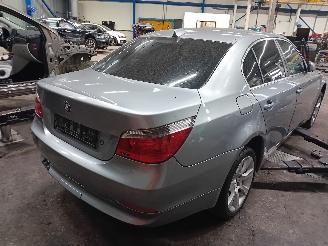 BMW 5-serie 5 serie (E60) Sedan 520i 24V (M54-B22) [125kW]  (07-2003/03-2010) picture 3