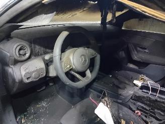 Mercedes Cla-klasse CLA (118.3) Sedan 1.3 CLA-200 Turbo 16V (M282.914) [120kW]  (03-2019/.=
=2E.) picture 5