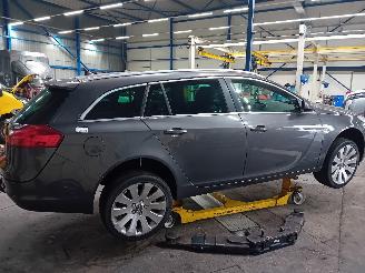 Opel Insignia Insignia Sports Tourer Combi 2.0 CDTI 16V 160 Ecotec (A20DTH(Euro 5)) =
[118kW]  (07-2008/06-2015) picture 3