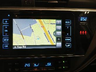 Toyota Auris Auris Touring Sports (E18) Combi 1.2 T 16V (8NR-FTS) [85kW]  (03-2015/=
12-2018) picture 18