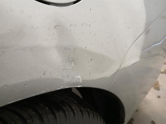 Toyota Auris Auris Touring Sports (E18) Combi 1.2 T 16V (8NR-FTS) [85kW]  (03-2015/=
12-2018) picture 26