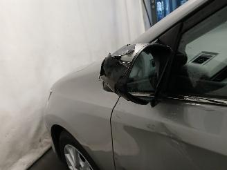 Toyota Auris Auris Touring Sports (E18) Combi 1.2 T 16V (8NR-FTS) [85kW]  (03-2015/=
12-2018) picture 22