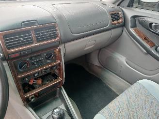 Subaru Forester Forester (SF) SUV 2.0 16V (EJ202) [90kW]  (08-1997/09-2002) picture 18