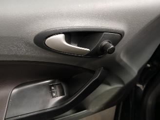 Seat Ibiza Ibiza IV (6J5) Hatchback 5-drs 1.2 12V (CGPB) [44kW]  (07-2009/05-2015=
) picture 13