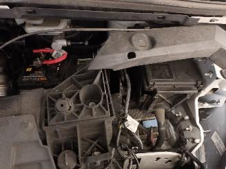 Renault Trafic Trafic (1FL/2FL/3FL/4FL) Van 1.6 dCi 125 Twin Turbo (R9M-452(R9M-D4)) =
[92kW]  (07-2015/...) picture 19