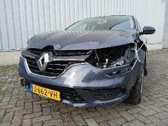 Uttjänta bilar auto Renault Mégane Megane IV Estate (RFBK) Combi 5-drs 1.3 TCE 140 16V (H5H-450(H5H-A4)) =
[103kW]  (01-2018/...) 2020/4