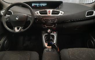 Renault Scenic Grand Scénic III (JZ) MPV 1.4 16V TCe 130 (H4J-700(H4J-A7)) [96kW]  =
(02-2009/12-2016) picture 11