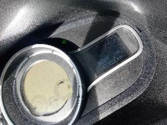 Renault Mégane Megane III Grandtour (KZ) Combi 5-drs 1.4 16V TCe 130 (H4J-700(H4J-A7)=
) [96kW]  (05-2009/02-2016) picture 2