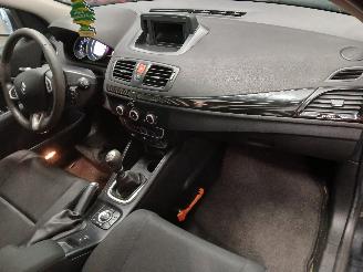 Renault Mégane Megane III Grandtour (KZ) Combi 5-drs 1.4 16V TCe 130 (H4J-700(H4J-A7)=
) [96kW]  (05-2009/02-2016) picture 5