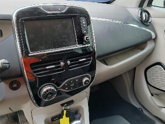 Renault Zoé Zoé (AG) Hatchback 5-drs 46kW (5AQ-601) [46kW]  (06-2012/...) picture 18