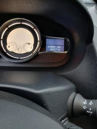 Renault Mégane Megane III Grandtour (KZ) Combi 5-drs 1.4 16V TCe 130 (H4J-700(H4J-A7)=
) [96kW]  (05-2009/02-2016) picture 2