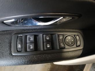 Renault Mégane Megane III Grandtour (KZ) Combi 5-drs 1.4 16V TCe 130 (H4J-700(H4J-A7)=
) [96kW]  (05-2009/02-2016) picture 12