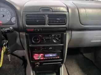 Subaru Forester Forester (SF) SUV 2.0 16V (EJ202) [90kW]  (08-1997/09-2002) picture 18