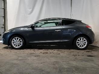 Renault Mégane Megane III Coupe (DZ) Hatchback 3-drs 1.4 16V TCe 130 (H4J-700(H4J-A7)=
) [96kW]  (04-2009/02-2016) picture 4